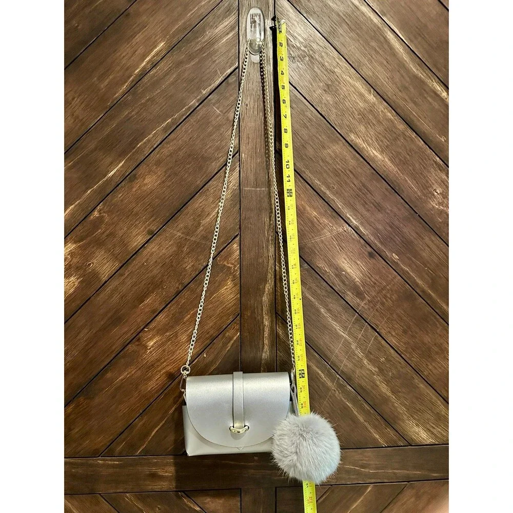 Silver Vintage Genuine Italian Leather Crossbody Bag with Gold Chain  & Pom Pom - Picture 7 of 8